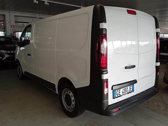 RENAULT Trafic T27 2.0 dci 145cv L1H1 Energy Ice Immagine 1