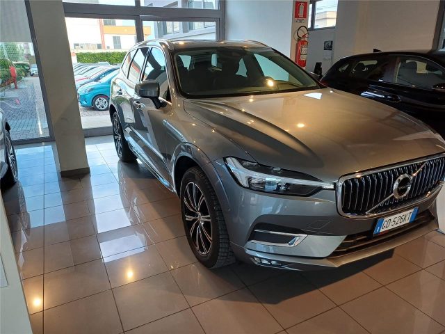 VOLVO XC60 (2017-->)  B4 (d) AWD Geartronic Inscription Immagine 0