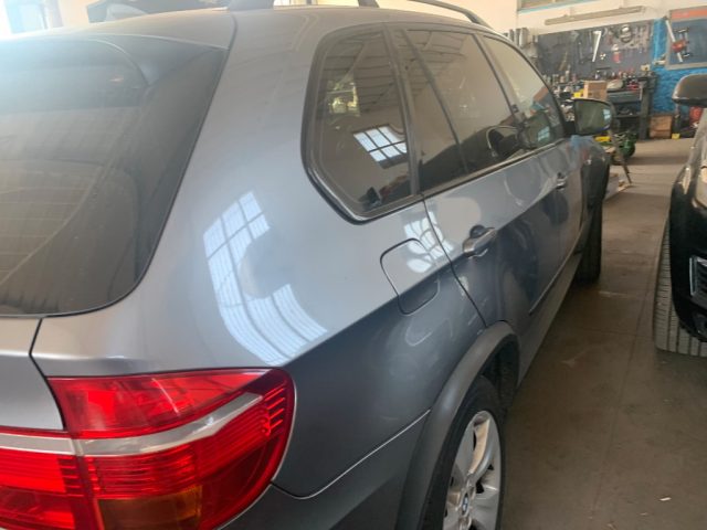 BMW X5 3.0d cat Attiva Immagine 2