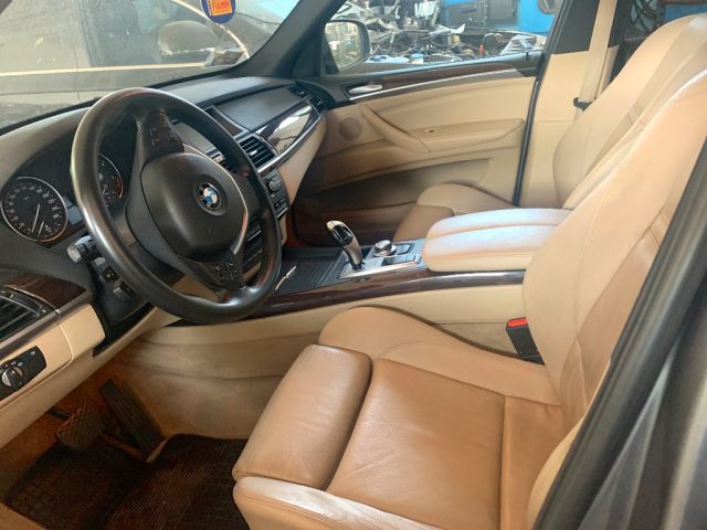 BMW X5 3.0d cat Attiva Immagine 4