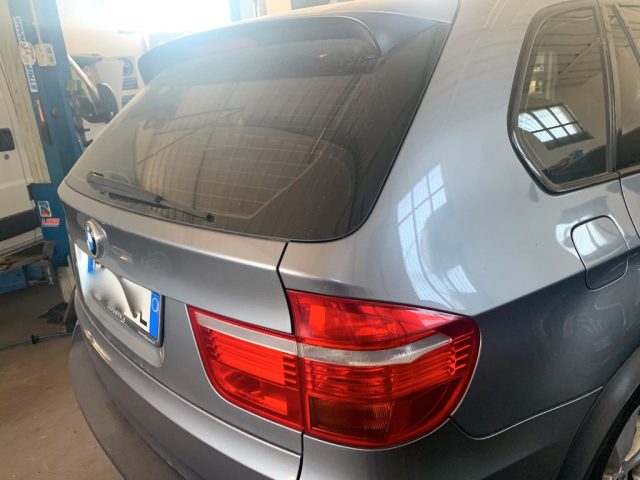 BMW X5 3.0d cat Attiva Immagine 1