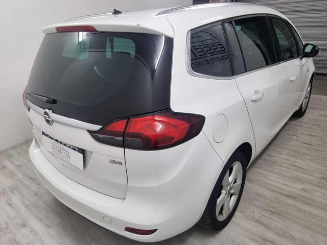 OPEL Zafira Tourer 2.0 CDTi 110CV Cosmo Immagine 3