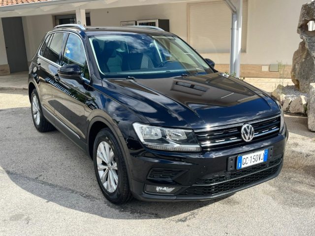 VOLKSWAGEN Tiguan 2.0 TDI DSG Business Immagine 0