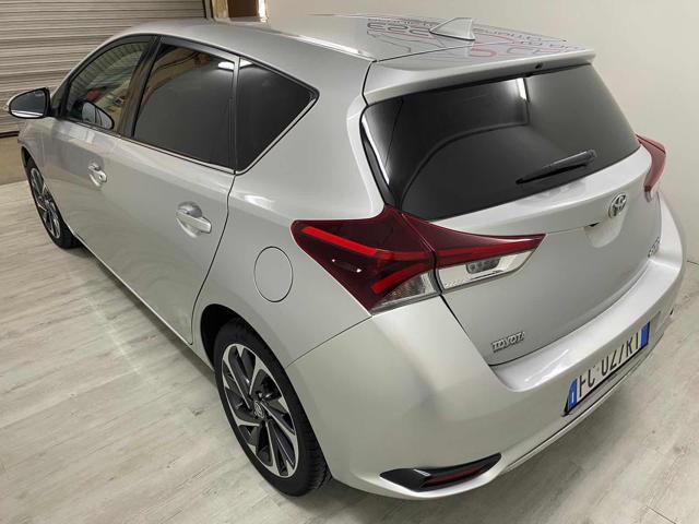 TOYOTA Auris 1.2 Turbo Lounge Immagine 3