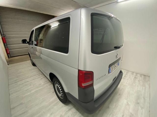 VOLKSWAGEN Caravelle 2.0 TDI 102CV PL Comfortline Immagine 3