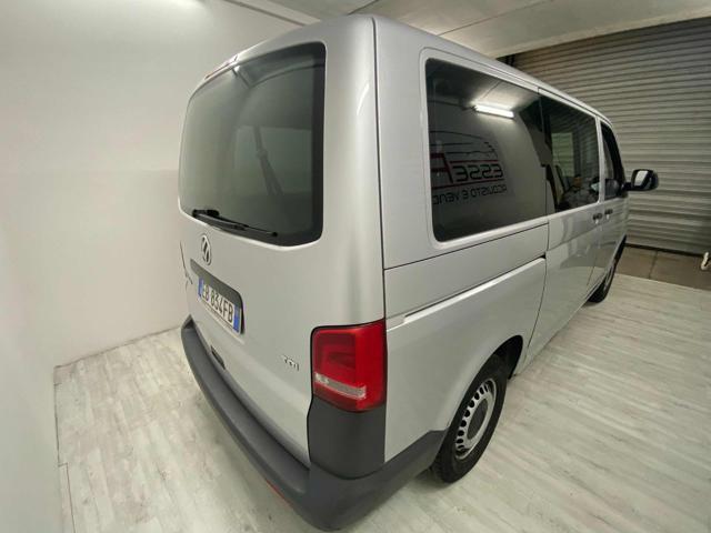 VOLKSWAGEN Caravelle 2.0 TDI 102CV PL Comfortline Immagine 2