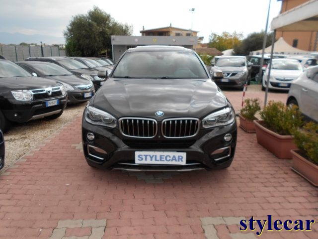 BMW X6 xDrive30d 258CV Extravagance Immagine 1