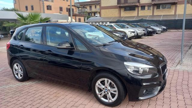 BMW 216 d Active Tourer Immagine 0