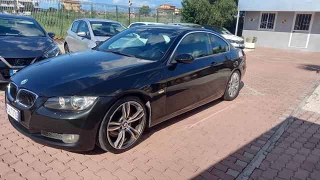 BMW 330 d cat Coupé Immagine 2