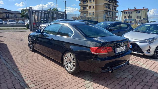 BMW 330 d cat Coupé Immagine 4