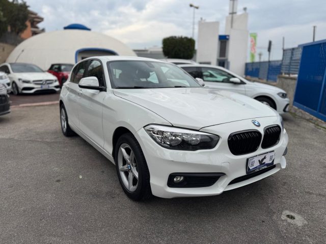 BMW 116 i 5p. Immagine 2