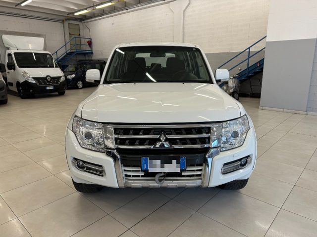 MITSUBISHI Pajero 3.2 DI-D 16V aut. 5p. Intense DPF Immagine 1