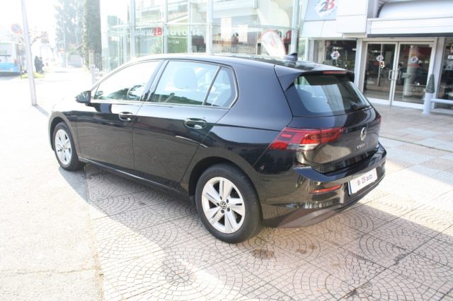 VOLKSWAGEN Golf 1.5 eTSI 150 CV EVO ACT DSG Life Immagine 3