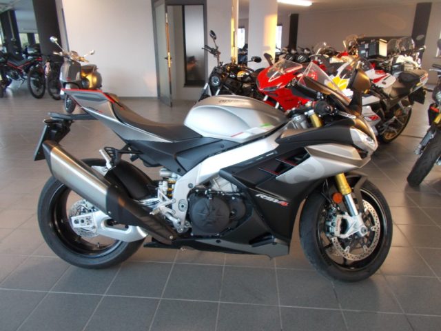 APRILIA RSV4 1100 Immagine 1