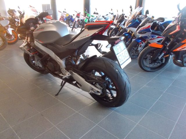 APRILIA RSV4 1100 Immagine 4