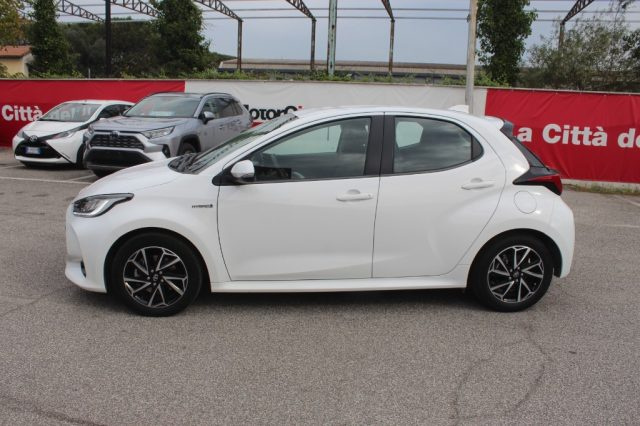 TOYOTA Yaris 1.5 Hybrid 5 porte Trend Immagine 2