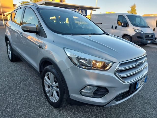 FORD Kuga 1.5 TDCI 120 CV S&S 2WD Titanium Immagine 2