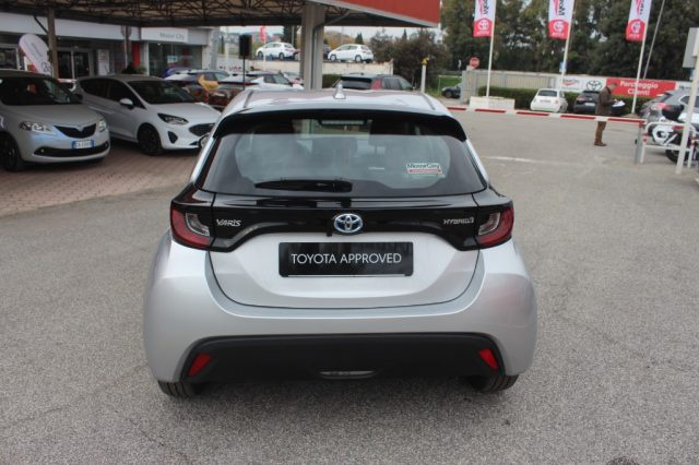 TOYOTA Yaris 1.5 Hybrid 5 porte Active Immagine 3