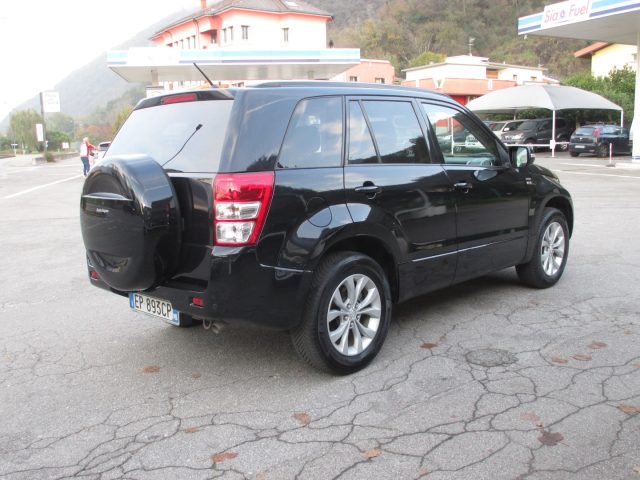 SUZUKI Grand Vitara 1.9 DDiS 5 porte Evolution Immagine 3