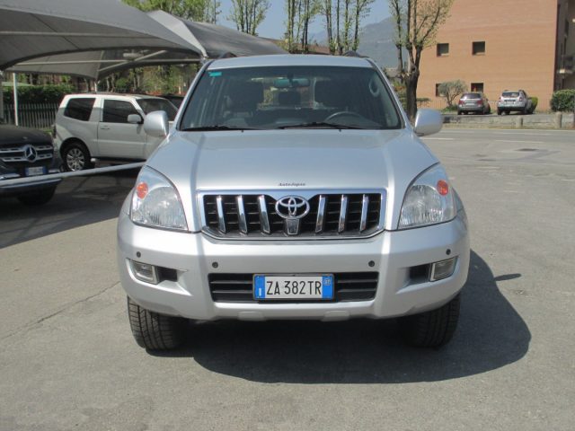 TOYOTA Land Cruiser 3.0 D-4D 16V cat 5 porte aut. Sol GANCIO TRAINO Immagine 1