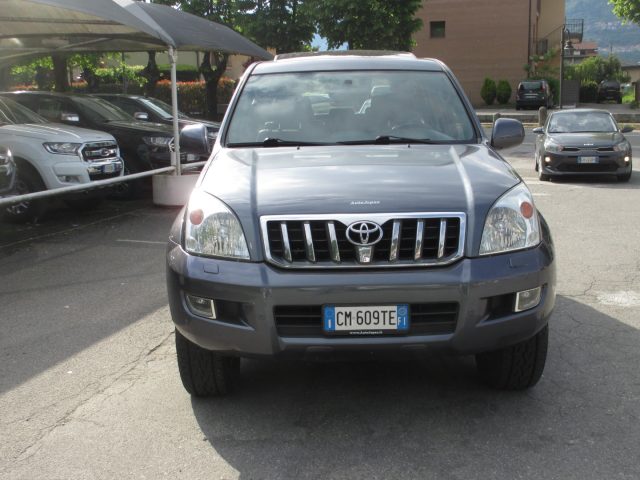 TOYOTA Land Cruiser 3.0 D-4D ASI !!! 8 POSTI !!! AUTOMATICO WAGON Immagine 1