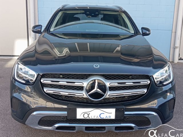 MERCEDES-BENZ GLC 300 e 4Matic EQ-Power Business Immagine 2