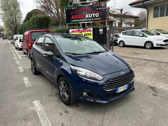 FORD Fiesta 1.4 5 porte Bz.- GPL Business Immagine 0