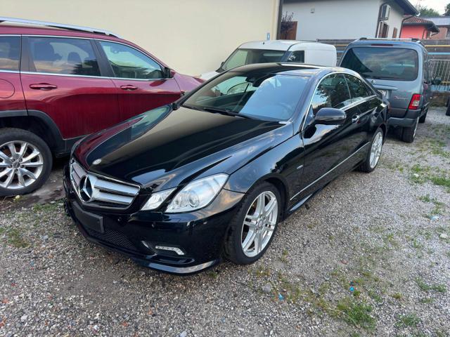 MERCEDES-BENZ E 350 CDI Coupé BlueEFFICIENCY Avantgarde Immagine 1