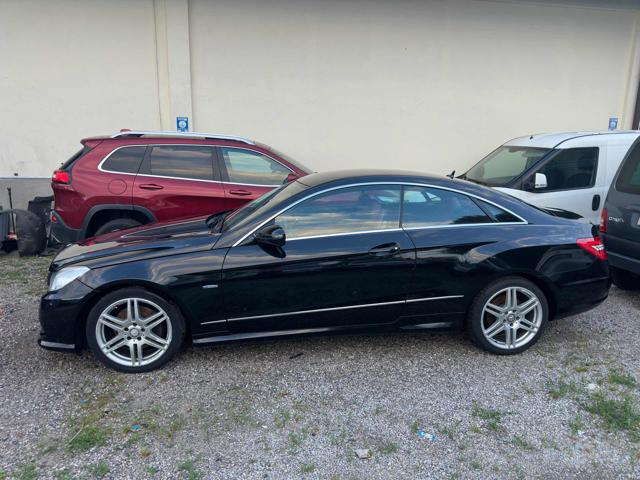 MERCEDES-BENZ E 350 CDI Coupé BlueEFFICIENCY Avantgarde Immagine 2