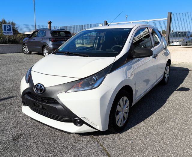 TOYOTA Aygo 1.0 5P 69Cv X-Cool PREZZO REALE NEOPATENTATI OK Immagine 2