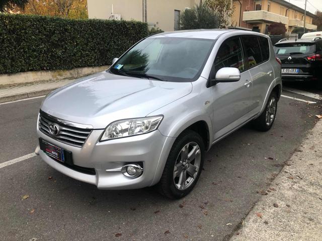 TOYOTA RAV 4 MY23 RAV4 Crossov. 2.2 D-Cat A/T 150 CV Style Immagine 1