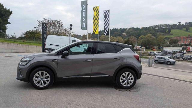 RENAULT Captur Plug-in Hybrid E-Tech 160 CV Intens Immagine 1