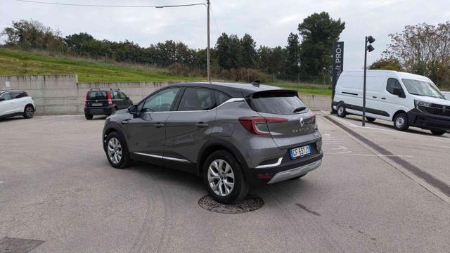 RENAULT Captur Plug-in Hybrid E-Tech 160 CV Intens Immagine 2