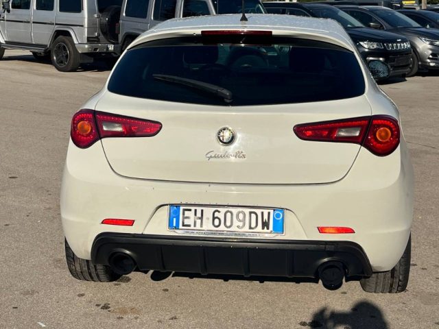 ALFA ROMEO Giulietta 1.6 JTDm-2 105 CV Distinctive Immagine 2