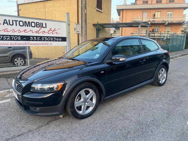 VOLVO C30 1.6 D Momentum Immagine 0