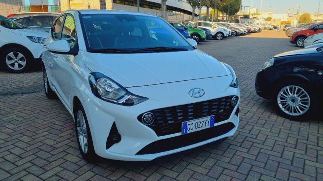 HYUNDAI i10 1.0 MPI Tech Immagine 0