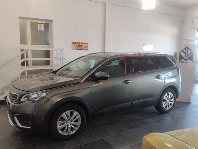 PEUGEOT 5008 1.6 BlueHDi 120cv S&S Allure 7 posti - 13000KM!!! Immagine 3