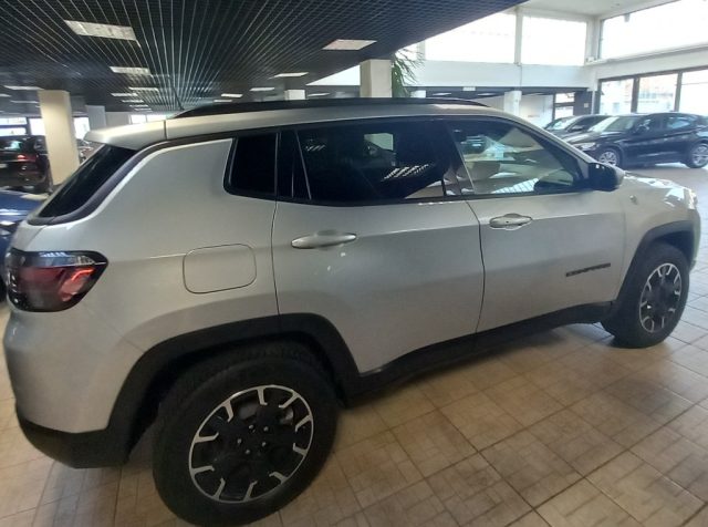 JEEP Compass 1.3 Turbo T4 240 CV PHEV AT6 4xe Trailhawk Immagine 3