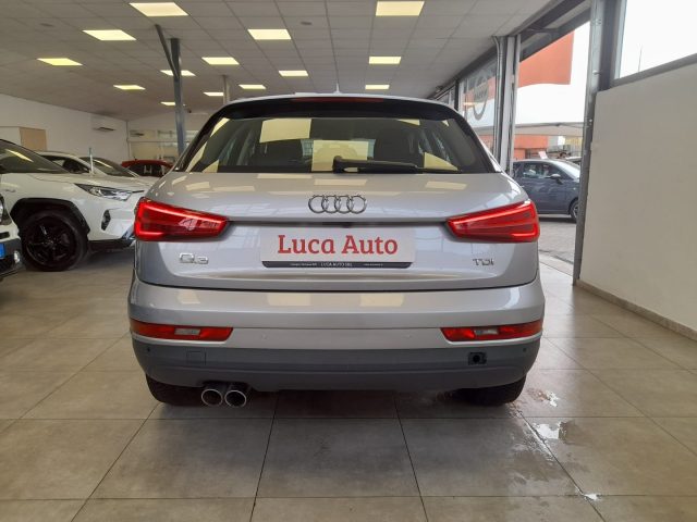 AUDI Q3 2.0 TDI 150CV S tronic *UNICO PROPRIETARIO* Immagine 4