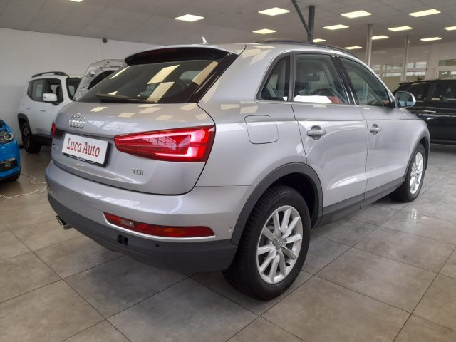 AUDI Q3 2.0 TDI 150CV S tronic *UNICO PROPRIETARIO* Immagine 3