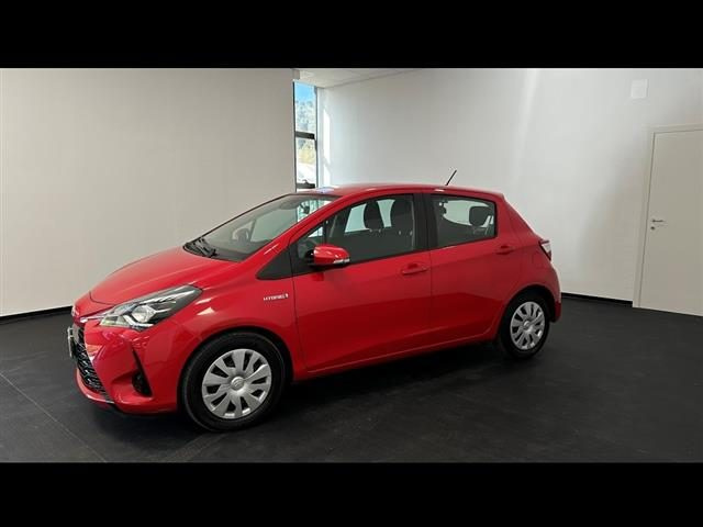 TOYOTA Yaris 5 Porte 1.5 VVT i Hybrid Cool e CVT my18 Immagine 2