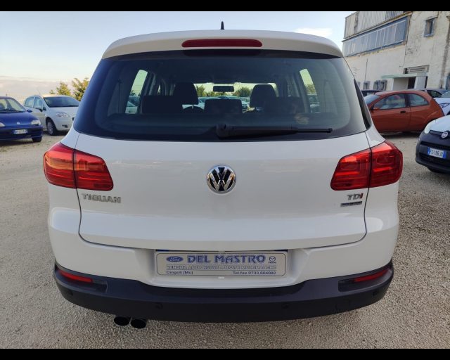 VOLKSWAGEN Tiguan 2.0 TDI 110 CV Trend & Fun BlueMotion Technology Immagine 3