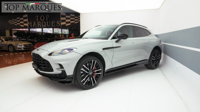 aston martin dbx 707