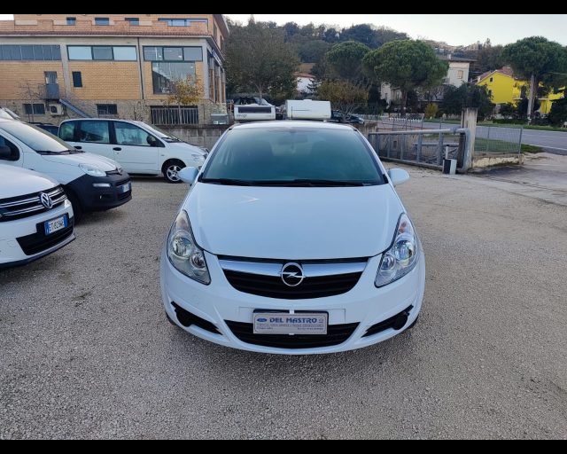 OPEL Corsa 1.2 3 porte Enjoy Immagine 1