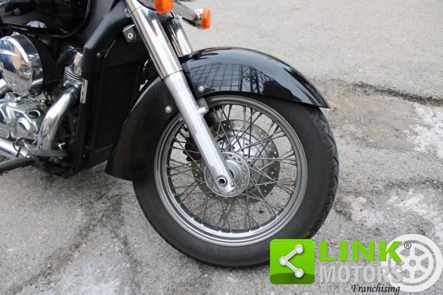 HONDA Shadow VT 750 VT750C del 2004 Immagine 4