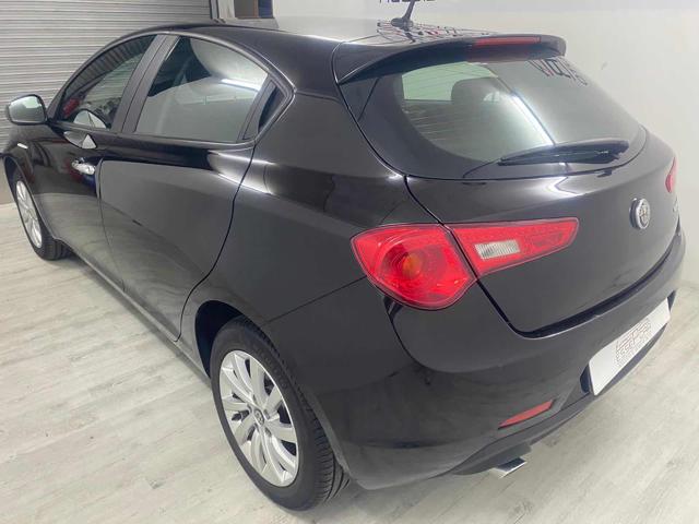 ALFA ROMEO Giulietta 1.6 JTDm-2 120 CV Distinctive Immagine 1