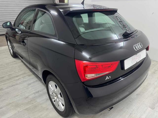 AUDI A1 1.2 TFSI Attraction Immagine 3