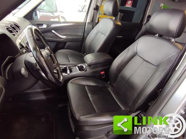 FORD S-Max 2.0 TDCi 163CV Powershift 7 posti Titanium Immagine 4