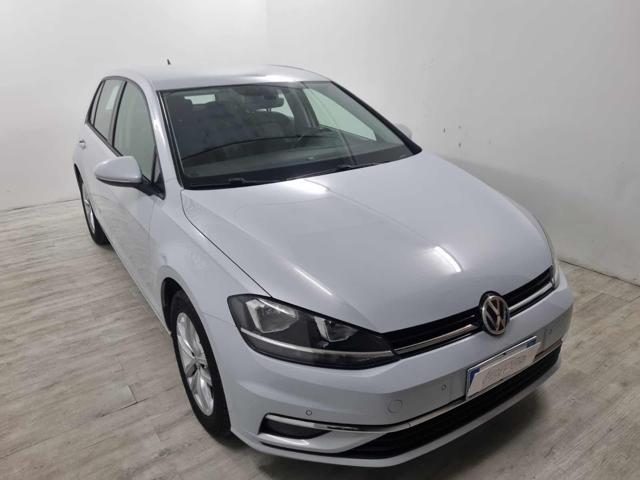 VOLKSWAGEN Golf 1.0 TSI 115 CV 5p. Trendline BlueMotion Technology Immagine 1