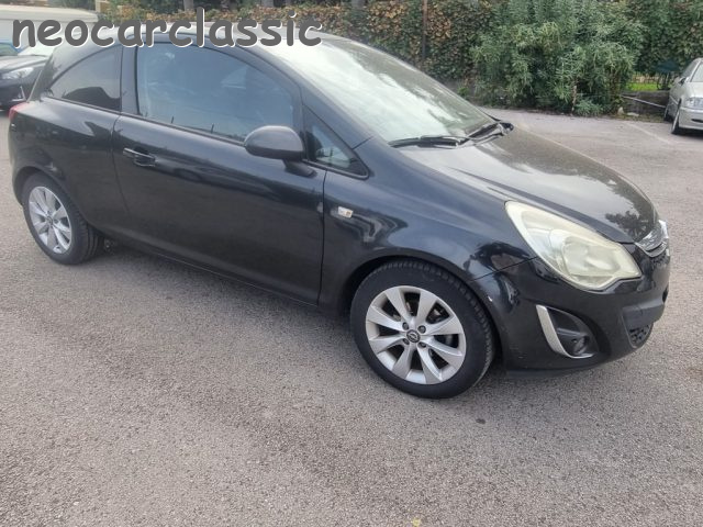 OPEL Corsa 1.2 3 porte Elective Immagine 2